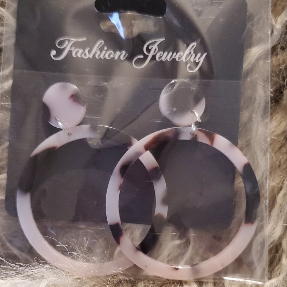Super Cute Fashion Earrings Duo | ♥NEW+SEALED♥
